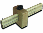 Rejsek truhlářský s metrem