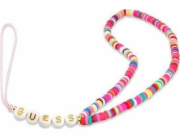 Guess Poutko na Telefon Heishi Multicolor Pink Guess phone charm je stylový, praktický a skvělý doplněk k vašemu pouzdru na telefon. Můžete si jej pověsit na zápěstí, abyste zabránili náhodnému pádu 