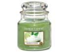 Svíčka ve skleněné dóze Yankee Candle, Vanilka s limetkam...