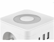 Viking síťový adaptér Y23L, 2x 230 V, 1x USB-A, 2x USB-C, dotykové světlo, bílá