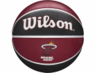 Wilson NBA Team Miami Heat Ball, rok 7 (WTB1300XBMIA)