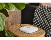 Startovací sada Yale Smart Alarm 7 položek - ústředna, klávesnice, dálkový ovladač, 2x pohybový senzor, 2x okenní/dveřní senzor