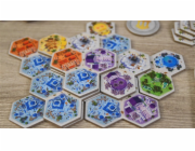 NENURODYTA_V Stolní hra Brain Games Akropolis, LT LV EE