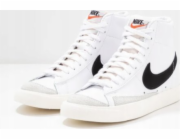 Nike Boty Blazer Mid '77 CZ1055 100