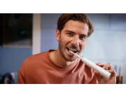 Elektrický zubní kartáček Philips HX7110/02