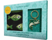 Klíčový prsten Mr. Dragon Keyback Set + ponožky pro rybáře