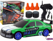 LeanToys Sportovní auto na dálkové ovládání R/C 1:24 Zelená s vyměnitelnými koly