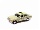 Welly Mercedes Benz E-Class (230E) W123 TAXI 1:34 krémový