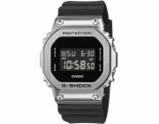 G-SHOCK Hodinky Casio GM-5600U-1ER 200m černé