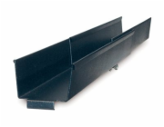 APC - Zásobník pro správu kabelů na regálu - boční - černá - pro NetShelter SX