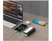 Rebeltec Powerbanka P20 LCDPD LAMP 20 000mAh, integrovaná LED lampa s funkcí svítilny