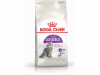 Suché krmivo pro kočky Royal Canin Regular Sensible, 4 kg