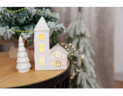 Dekorácia MagicHome, Domček s kostolom, LED, biely, porcelán, 11,2x5,5x17,4 cm