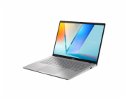 ASUS Vivobook S14 - Ryzen AI 7 445/32GB/512GB SSD/14"/WUXGA/OLED/2y PUR/Bez OS/stříbrná
