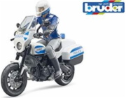 Scrambler Ducati Motorbike s policistou