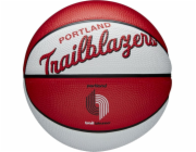 Wilson Wilson Team Retro Portland Trail Blazers Mini míč WTB3200XBPOR bílý 3