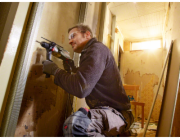 Bosch AdvancedImpact 900 příklepová vrtačka, 900 W, průměr do oceli 13 mm, do dřeva 40 mm