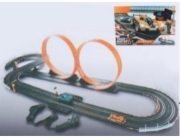 Madej Autodráha se dvěma smyčkami